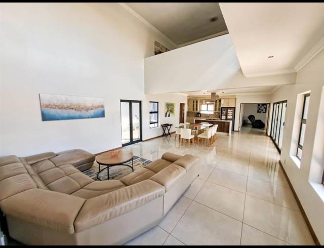 5 BEDROOM HOUSE FOR SALE IN ELDORAIGNE